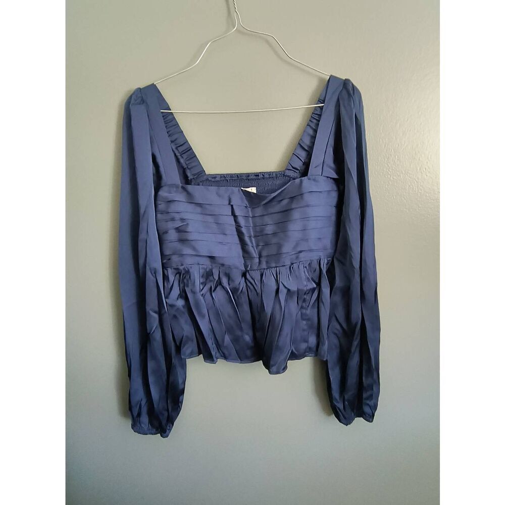 New Abercrombie and Fitch Women's Size Small Square Neck Long Sleeve Blouse Top